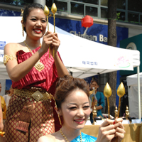 전통문화마당 - 탁본/외국 공연/풍물놀이