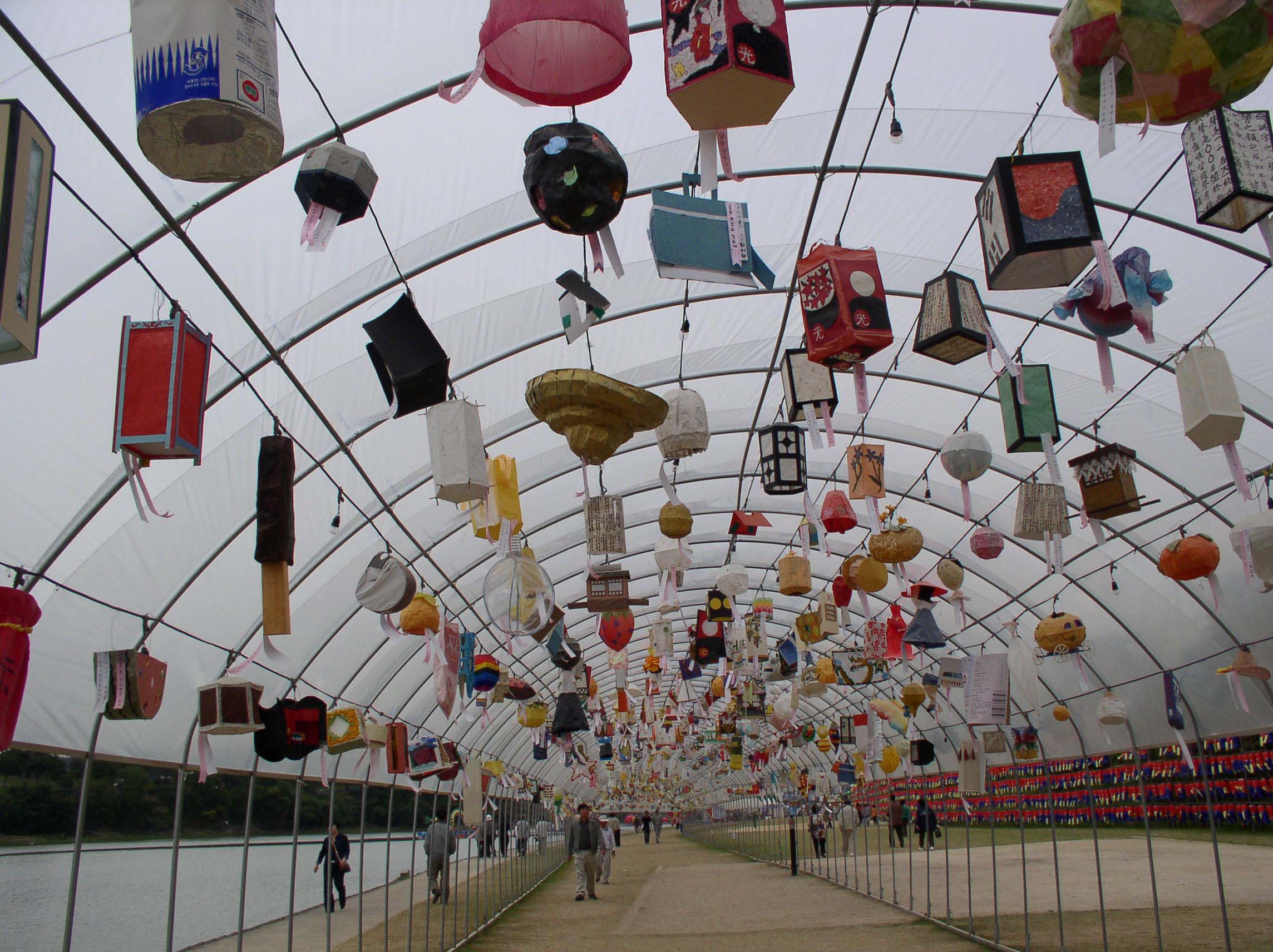 학생창작 유등축제 등터널