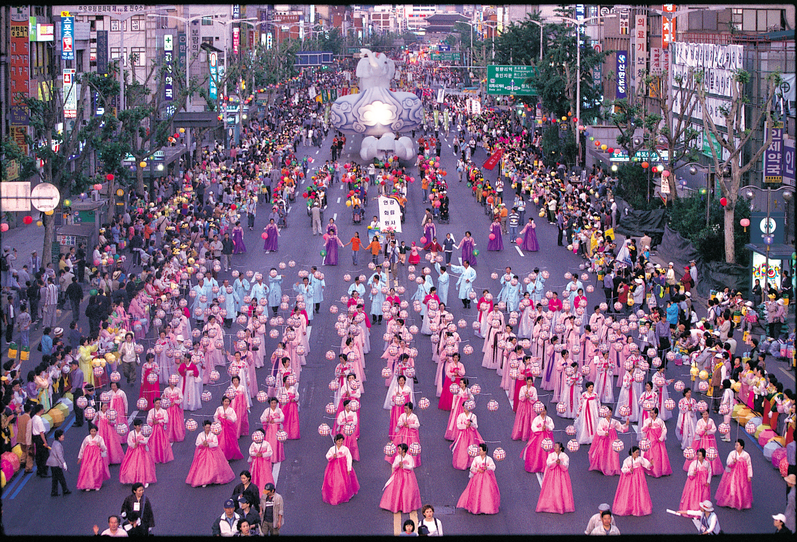 불기2548(2004) 연등축제 제등행렬